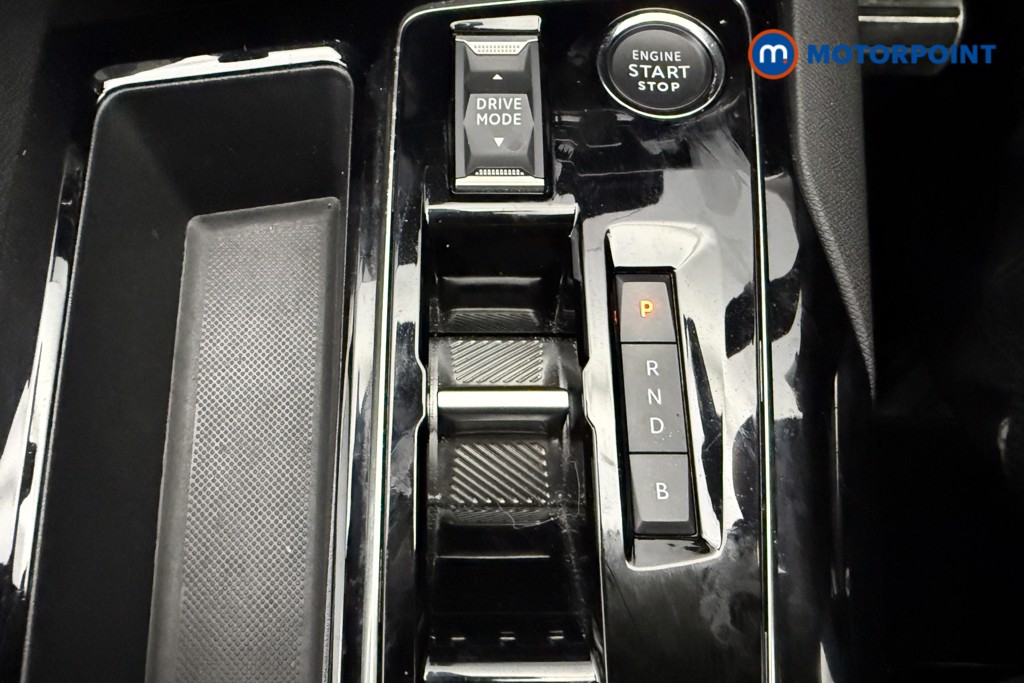 Peugeot 3008 Allure Automatic Petrol Plug-In Hybrid SUV - Stock Number (1610622) - 7th supplementary image