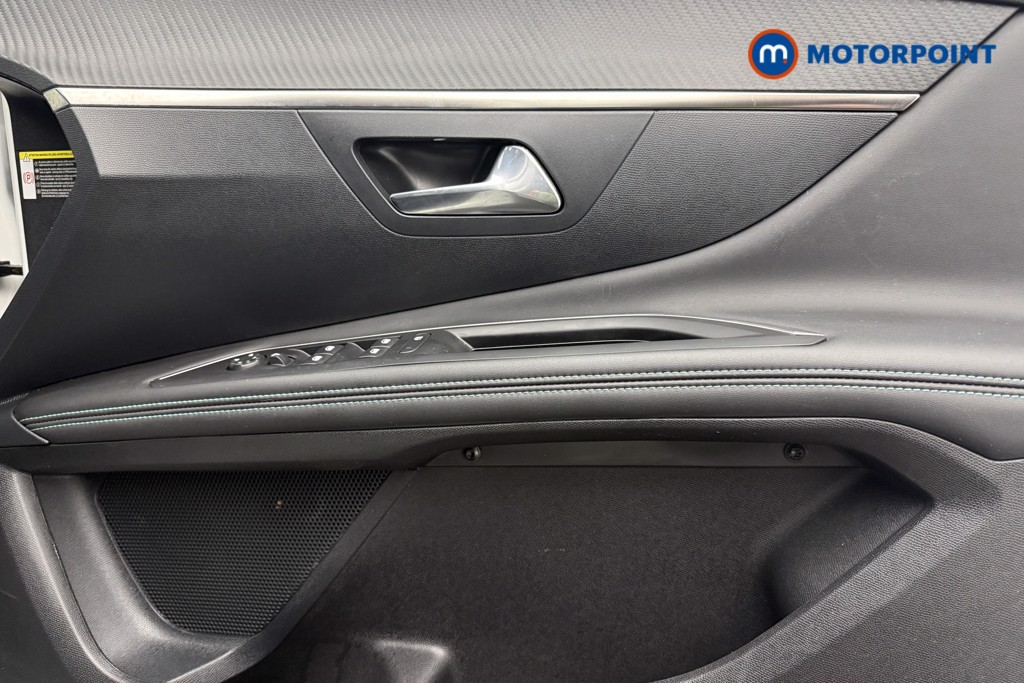 Peugeot 3008 Allure Automatic Petrol Plug-In Hybrid SUV - Stock Number (1610622) - 18th supplementary image