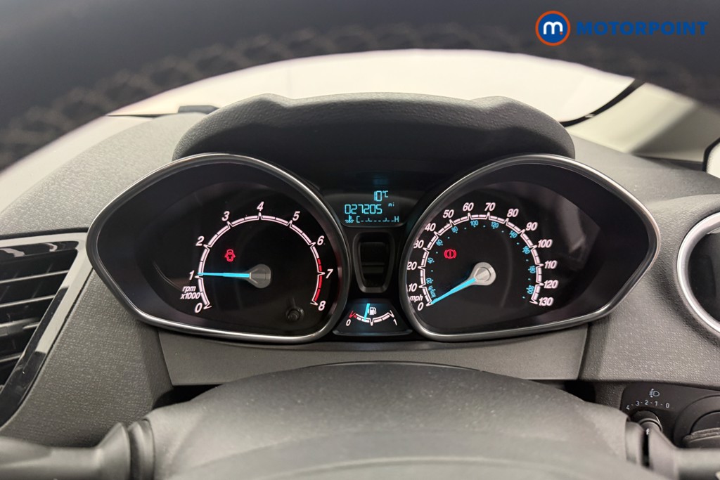 Ford Fiesta Titanium Manual Petrol Hatchback - Stock Number (1611302) - 4th supplementary image