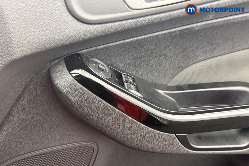 Ford Fiesta Titanium Manual Petrol Hatchback - Stock Number (1611302) - 16th supplementary image