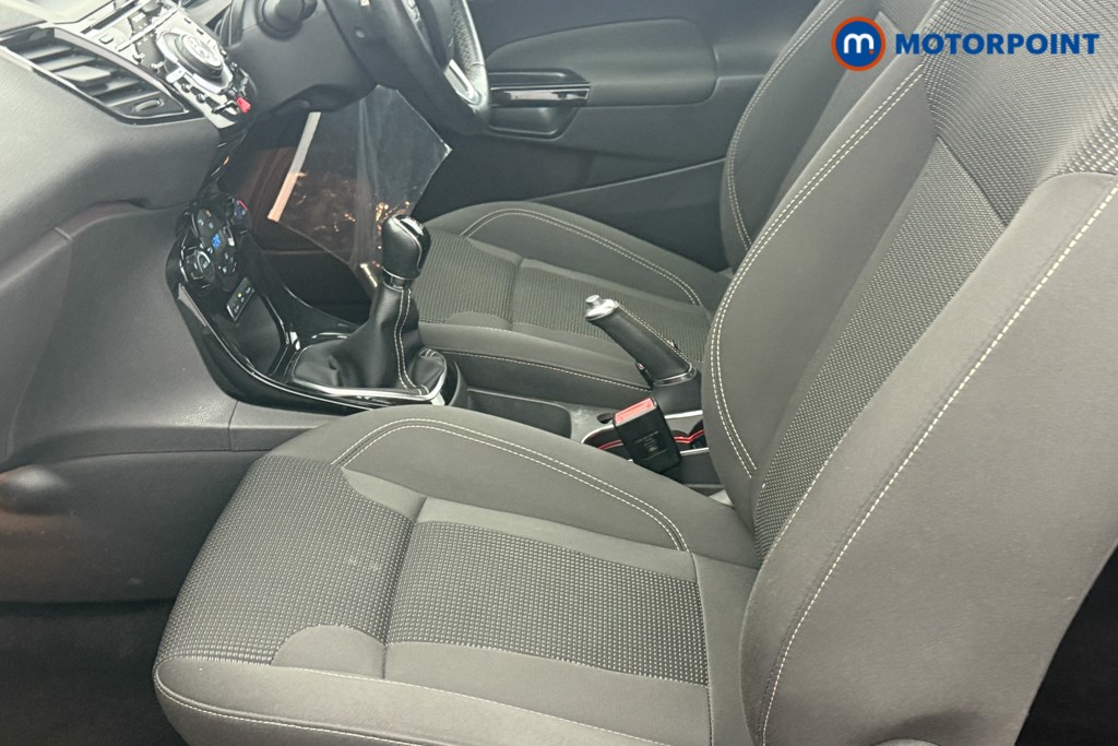 Ford Fiesta Titanium Manual Petrol Hatchback - Stock Number (1611302) - 19th supplementary image