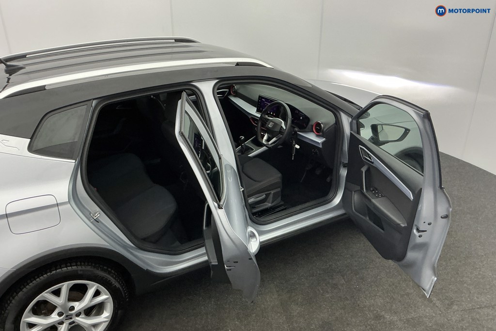 Seat Arona FR Manual Petrol SUV - Stock Number (1611571) - 9th supplementary image