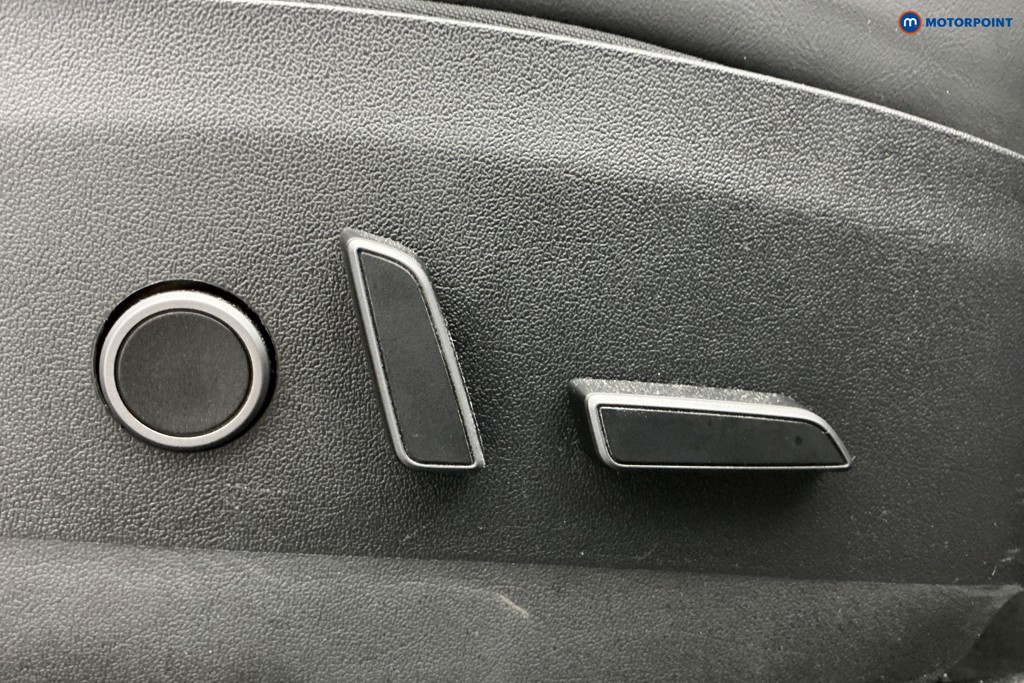 Tesla Model Y Long Range Automatic Electric SUV - Stock Number (1612050) - 25th supplementary image