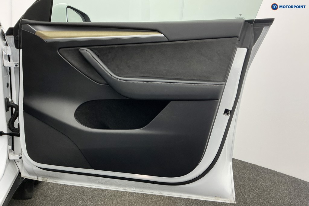 Tesla Model Y Long Range Automatic Electric SUV - Stock Number (1612050) - 26th supplementary image