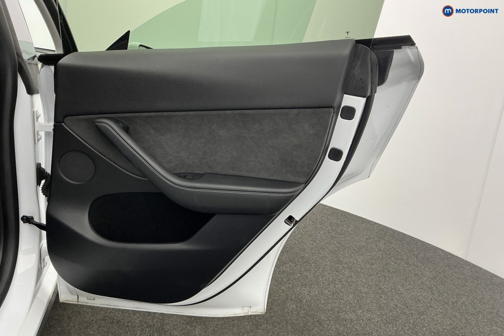 Tesla Model Y Long Range Automatic Electric SUV - Stock Number (1612050) - 28th supplementary image