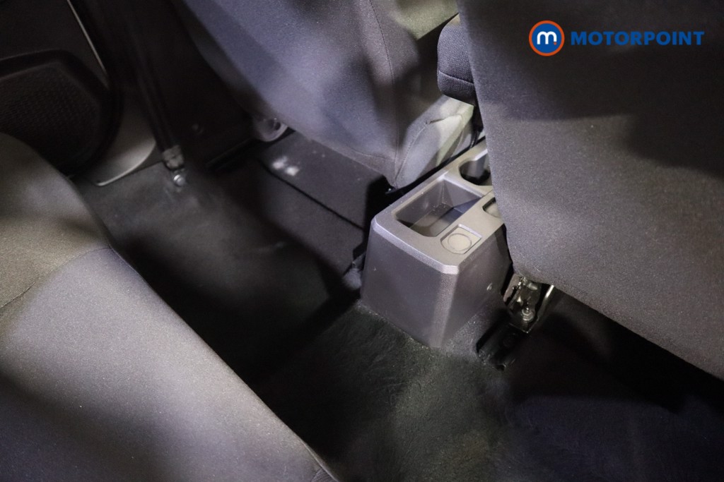 Dacia Sandero Essential Manual Petrol Hatchback - Stock Number (1612120) - 19th supplementary image