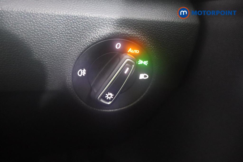 Volkswagen T-Roc SE Manual Petrol SUV - Stock Number (1612308) - 10th supplementary image