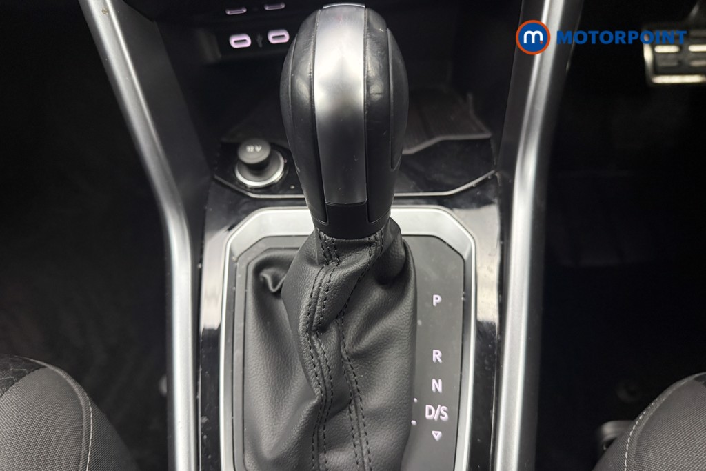 Volkswagen T-Roc Active Automatic Petrol SUV - Stock Number (1612431) - 7th supplementary image