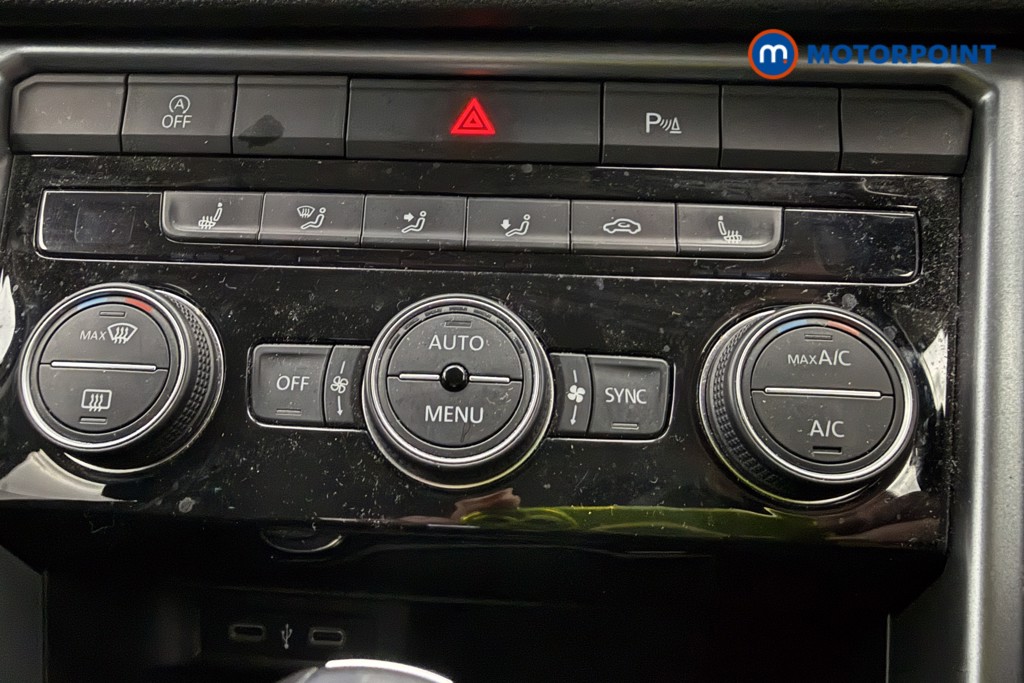 Volkswagen T-Roc Active Automatic Petrol SUV - Stock Number (1612431) - 14th supplementary image