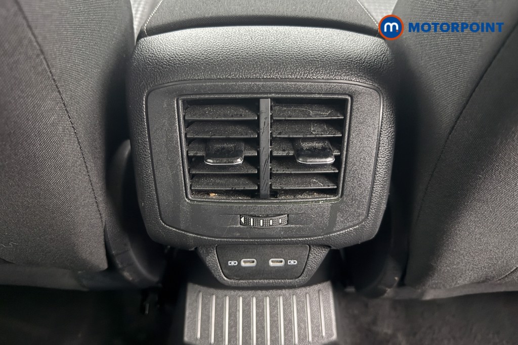 Volkswagen T-Roc Active Automatic Petrol SUV - Stock Number (1612431) - 21st supplementary image