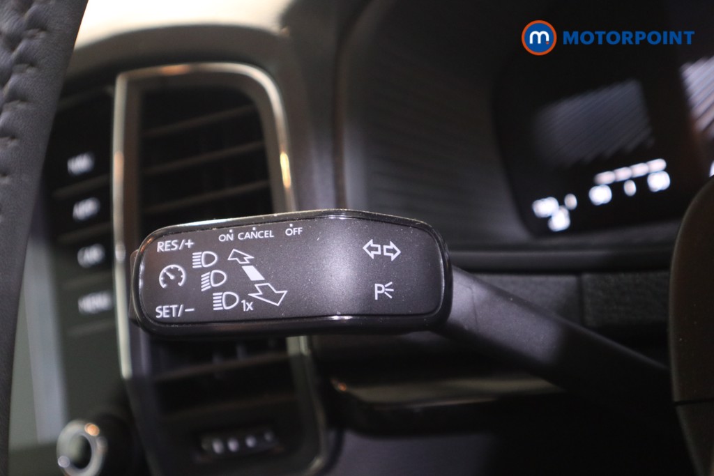 Skoda Karoq Se L Automatic Petrol SUV - Stock Number (1612801) - 11th supplementary image