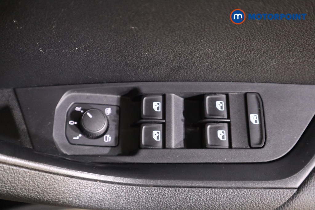 Skoda Karoq Se L Automatic Petrol SUV - Stock Number (1612801) - 13th supplementary image