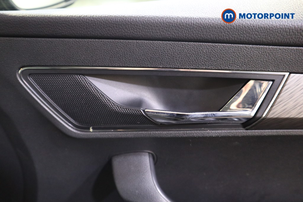 Skoda Karoq Se L Automatic Petrol SUV - Stock Number (1612801) - 14th supplementary image