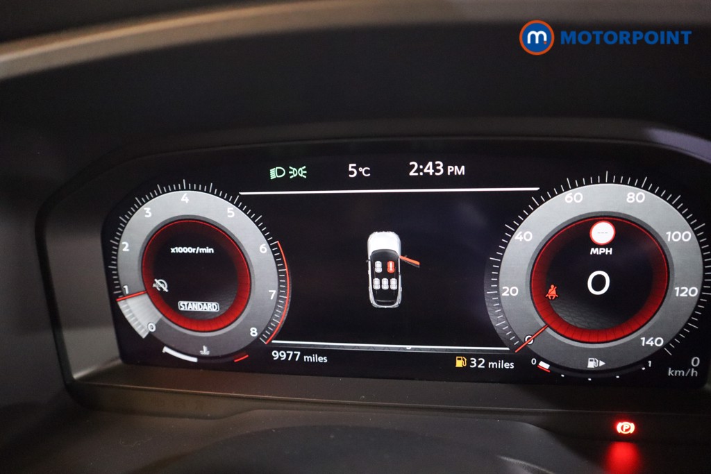 Nissan Qashqai N-Connecta Manual Petrol SUV - Stock Number (1613059) - 4th supplementary image