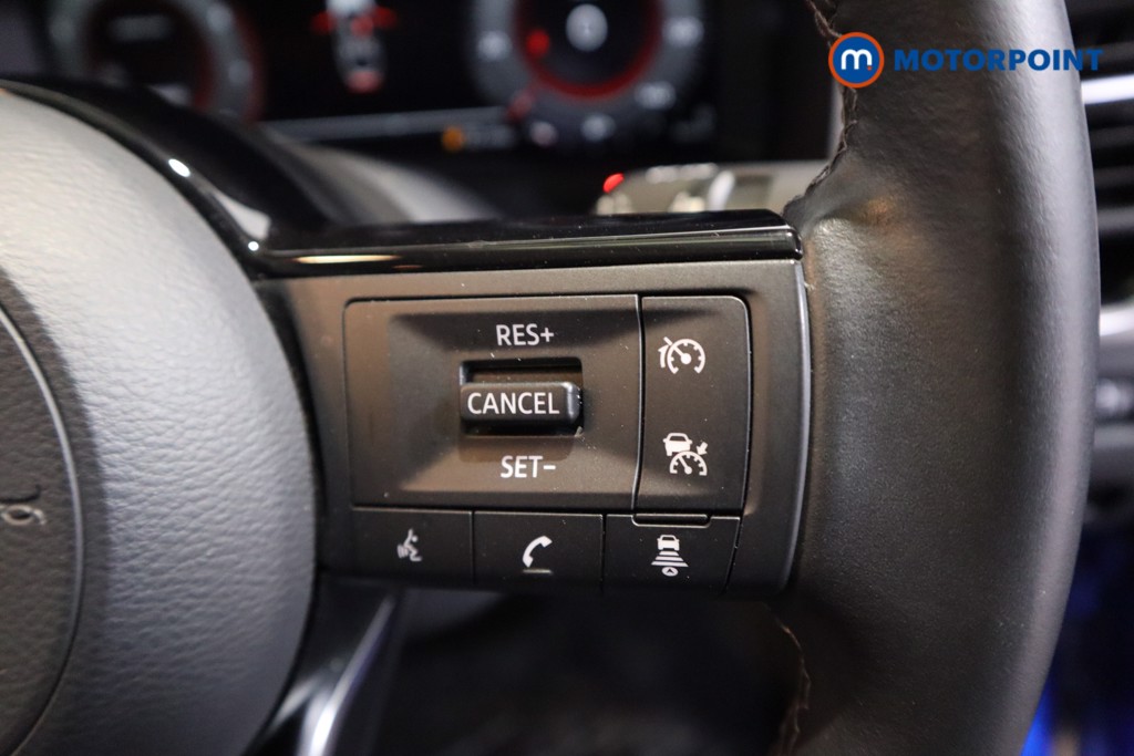 Nissan Qashqai N-Connecta Manual Petrol SUV - Stock Number (1613059) - 12th supplementary image