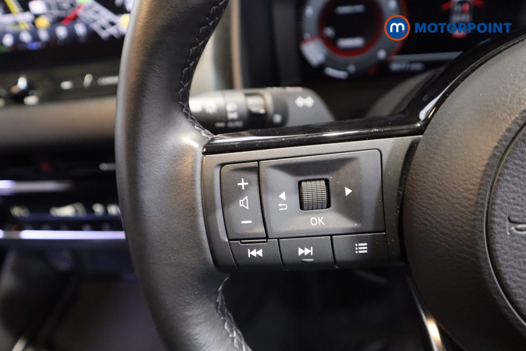 Nissan Qashqai N-Connecta Manual Petrol SUV - Stock Number (1613059) - 14th supplementary image