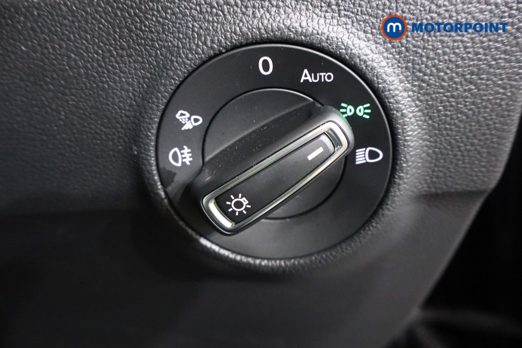 Volkswagen T-Roc Black Edition Automatic Petrol SUV - Stock Number (1613078) - 17th supplementary image