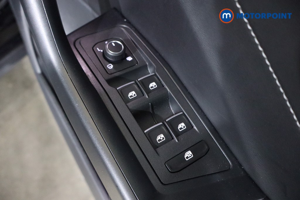 Volkswagen T-Roc Black Edition Automatic Petrol SUV - Stock Number (1613078) - 18th supplementary image