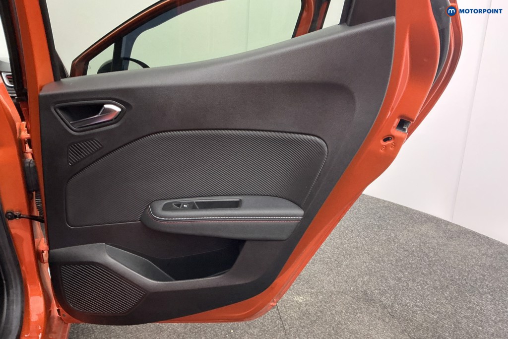 Renault Clio Rs Line Automatic Petrol-Electric Hybrid Hatchback - Stock Number (1613144) - 31st supplementary image