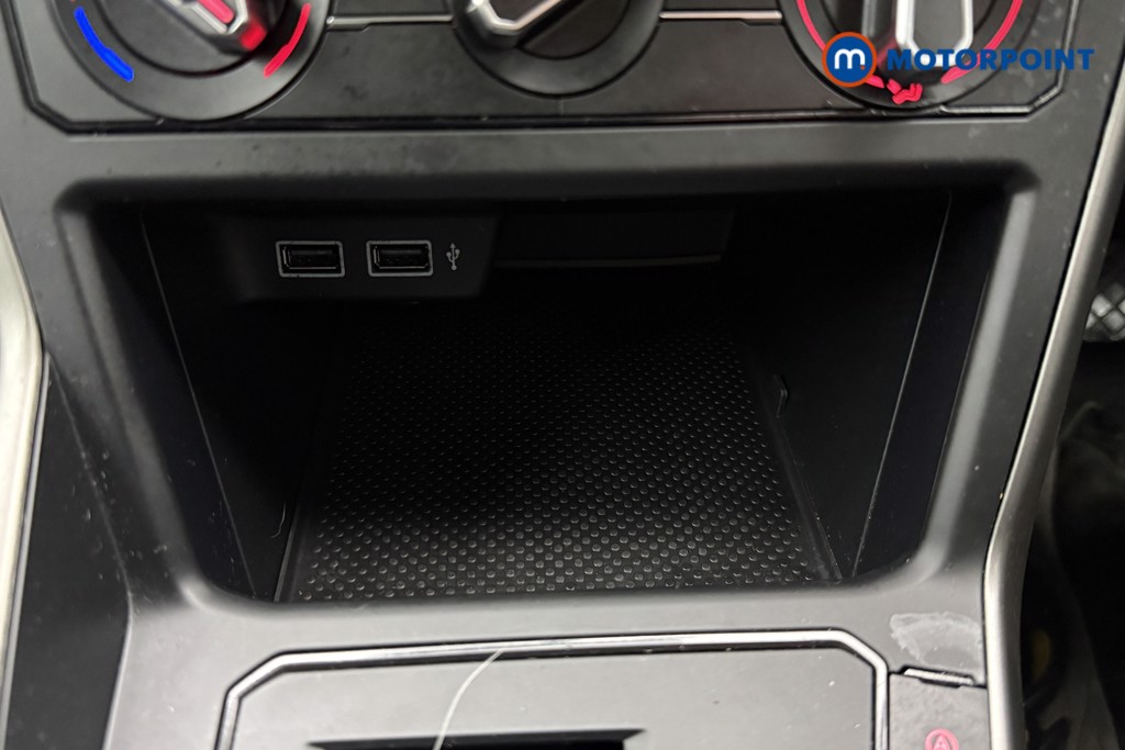 Volkswagen Polo Match Manual Petrol Hatchback - Stock Number (1613334) - 14th supplementary image