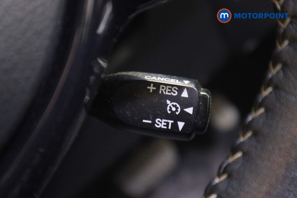 Toyota Yaris Excel Automatic Petrol-Electric Hybrid Hatchback - Stock Number (1613857) - 17th supplementary image