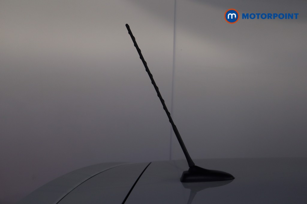 Toyota Yaris Excel Automatic Petrol-Electric Hybrid Hatchback - Stock Number (1613857) - 36th supplementary image