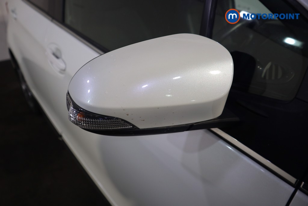 Toyota Yaris Excel Automatic Petrol-Electric Hybrid Hatchback - Stock Number (1613857) - 38th supplementary image