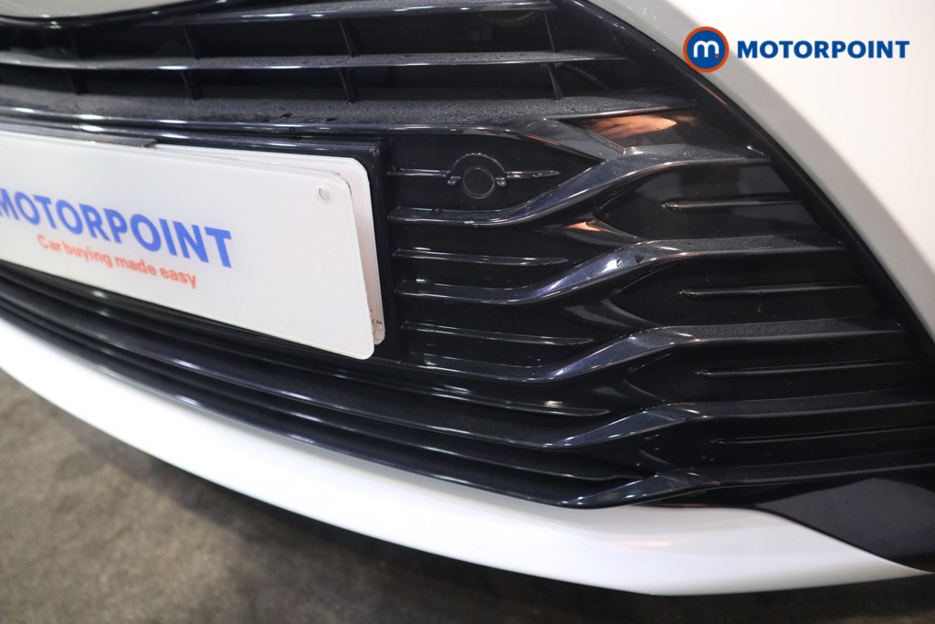 Toyota Yaris Excel Automatic Petrol-Electric Hybrid Hatchback - Stock Number (1613857) - 40th supplementary image