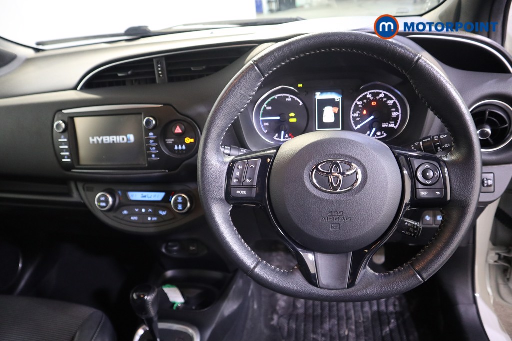 Toyota Yaris Excel Automatic Petrol-Electric Hybrid Hatchback - Stock Number (1613857) - 1st supplementary image