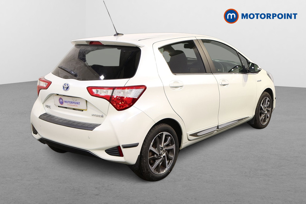 Toyota Yaris Excel Automatic Petrol-Electric Hybrid Hatchback - Stock Number (1613857) - Drivers side rear corner
