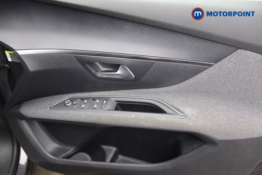 Peugeot 5008 Allure Premium-Plus Automatic Diesel SUV - Stock Number (1615481) - 12th supplementary image