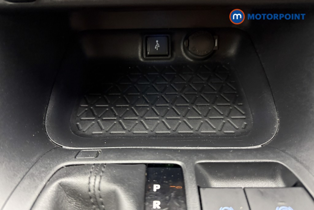 Toyota Rav4 Excel Automatic Petrol-Electric Hybrid SUV - Stock Number (1615811) - 13th supplementary image