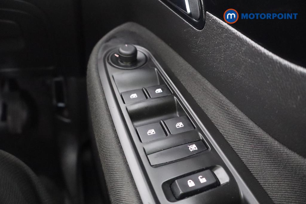 Vauxhall Mokka X Design Nav Manual Petrol SUV - Stock Number (1615912) - 11th supplementary image