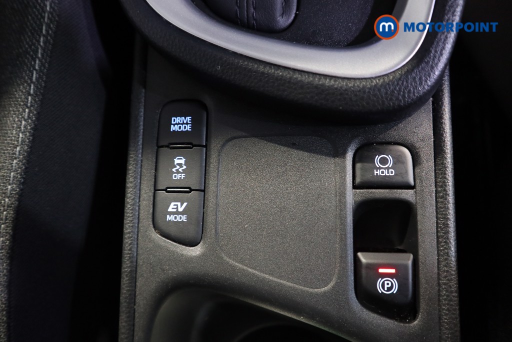 Toyota Yaris Cross Design Automatic Petrol-Electric Hybrid Estate - Stock Number (1616348) - 10th supplementary image