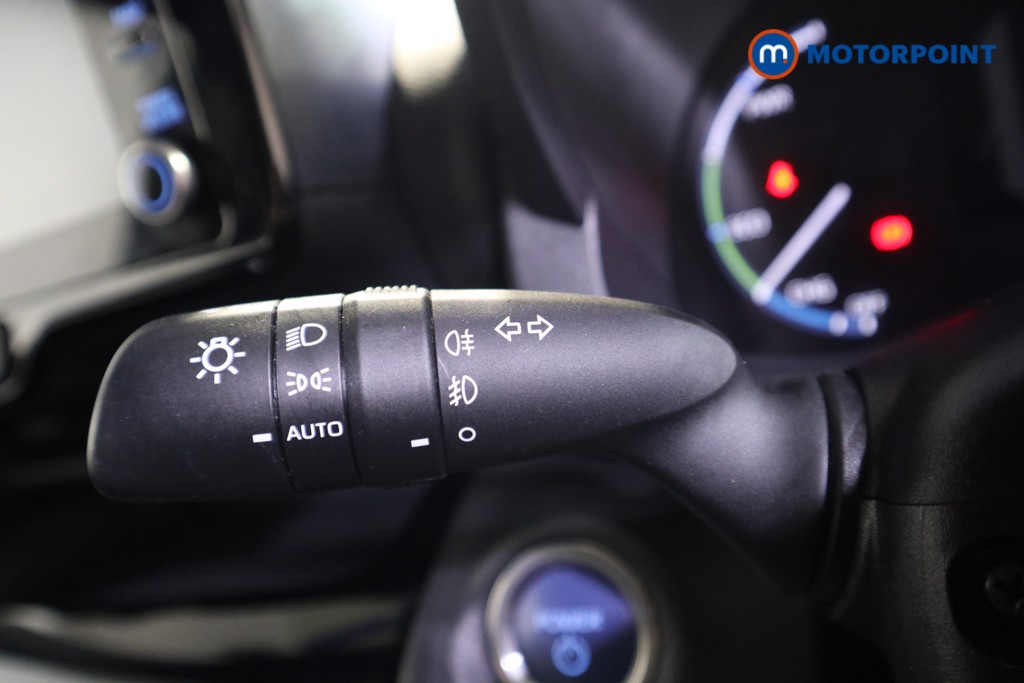 Toyota Yaris Cross Design Automatic Petrol-Electric Hybrid Estate - Stock Number (1616348) - 12th supplementary image