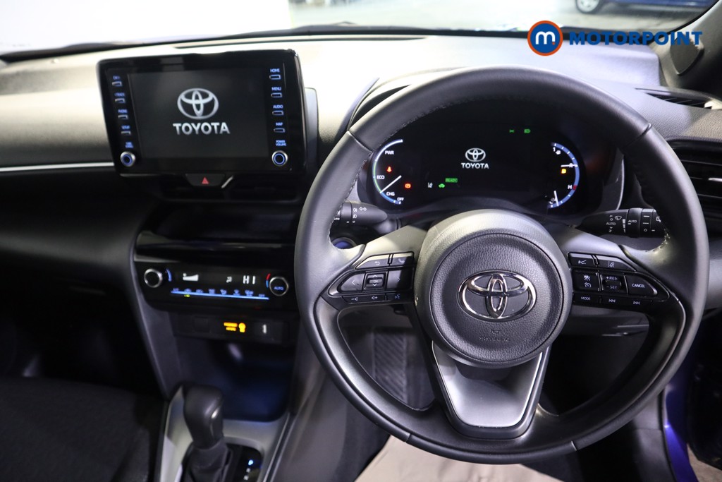 Toyota Yaris Cross Design Automatic Petrol-Electric Hybrid Estate - Stock Number (1616348) - 1st supplementary image