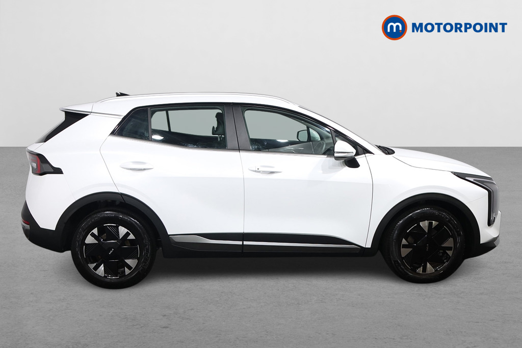 KIA Sportage Pure Manual Petrol SUV - Stock Number (1616416) - Drivers side