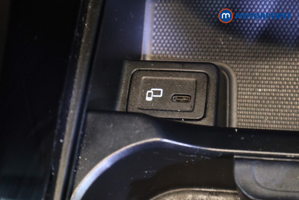 Mercedes-Benz A Class Amg Line Premium Edition Automatic Petrol Saloon - Stock Number (1616514) - 10th supplementary image