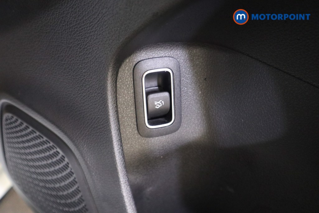 Mercedes-Benz A Class Amg Line Premium Edition Automatic Petrol Saloon - Stock Number (1616514) - 18th supplementary image