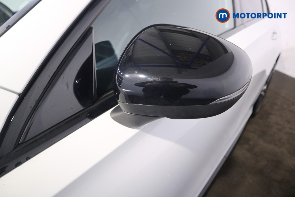 Mercedes-Benz A Class Amg Line Premium Edition Automatic Petrol Saloon - Stock Number (1616514) - 37th supplementary image