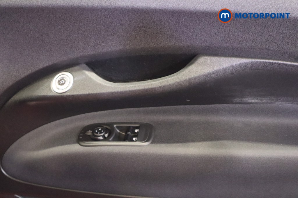 Fiat 500 RED Automatic Electric Hatchback - Stock Number (1616627) - 15th supplementary image