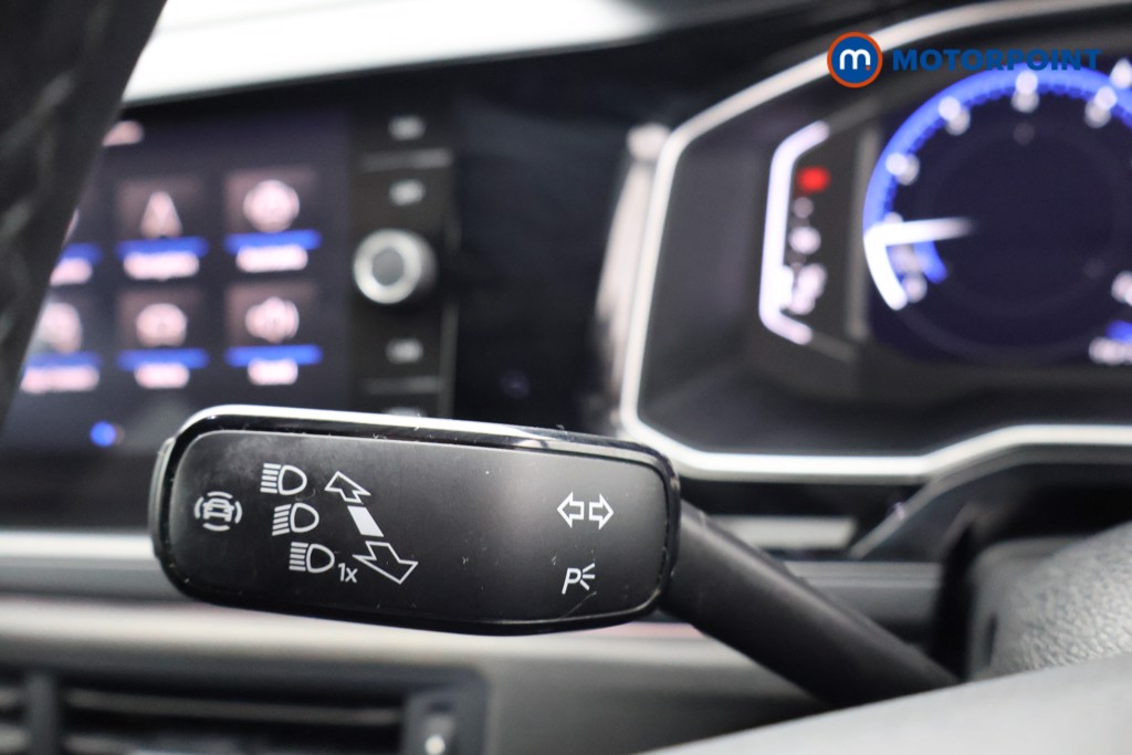 Volkswagen Polo R-Line Manual Petrol Hatchback - Stock Number (1616632) - 5th supplementary image