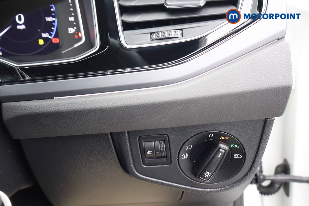 Volkswagen Polo R-Line Manual Petrol Hatchback - Stock Number (1616632) - 7th supplementary image