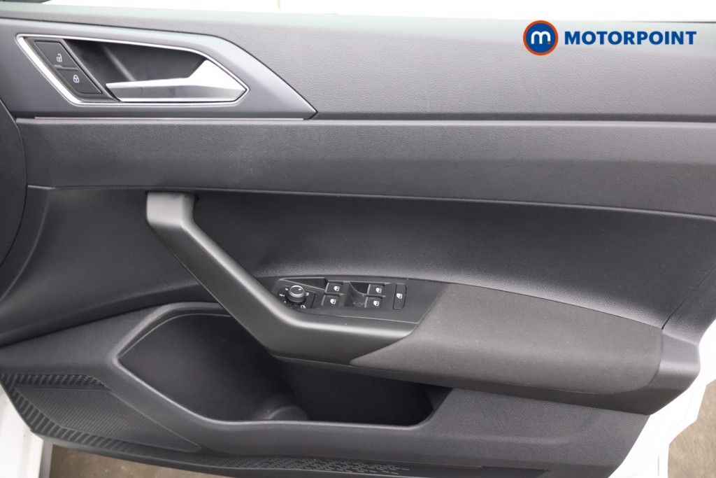 Volkswagen Polo R-Line Manual Petrol Hatchback - Stock Number (1616632) - 12th supplementary image