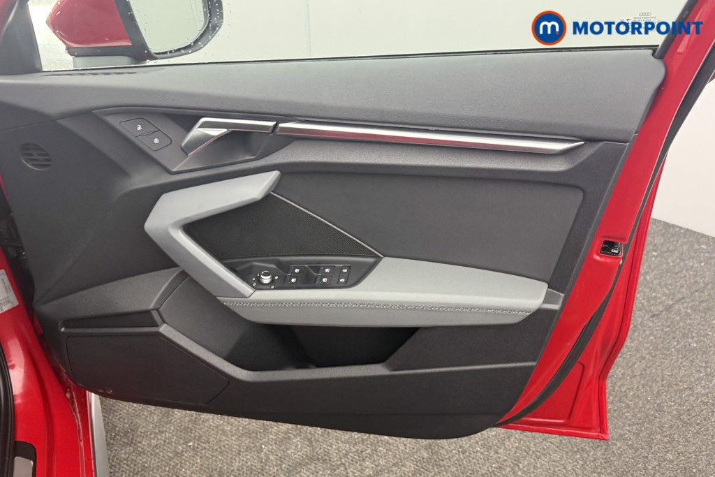 Audi A3 S Line Manual Diesel Saloon - Stock Number (1616733) - 18th supplementary image