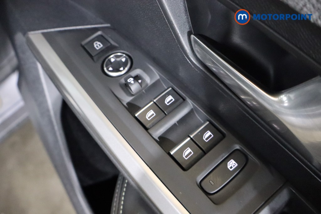 Peugeot 5008 GT Automatic Petrol SUV - Stock Number (1616943) - 17th supplementary image