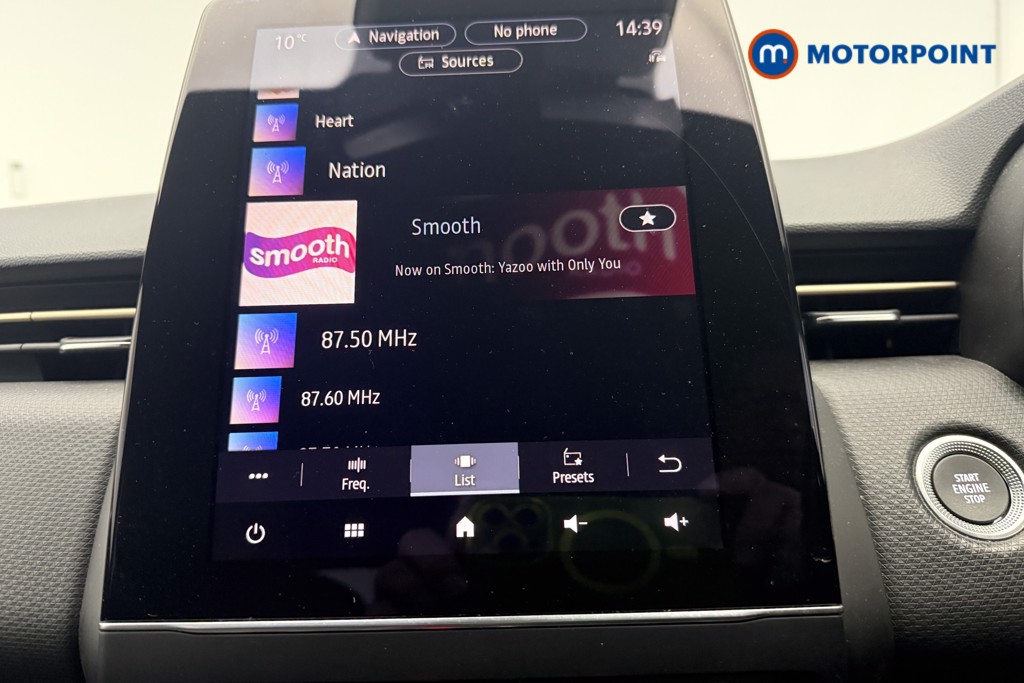 Renault Clio Lutecia Se Manual Petrol Hatchback - Stock Number (1617012) - 4th supplementary image