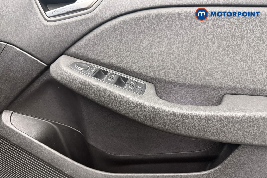 Renault Clio Lutecia Se Manual Petrol Hatchback - Stock Number (1617012) - 18th supplementary image