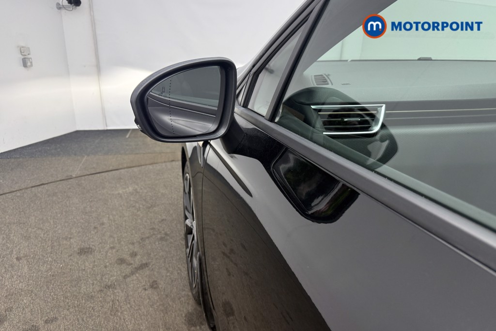 Renault Clio Lutecia Se Manual Petrol Hatchback - Stock Number (1617012) - 29th supplementary image