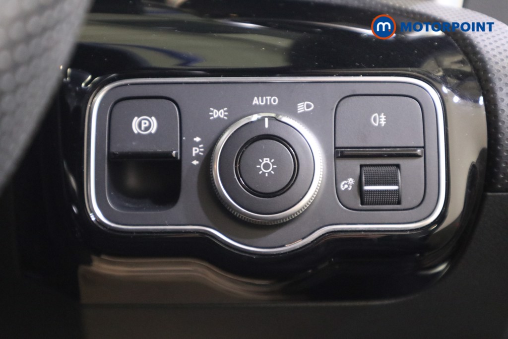 Mercedes-Benz CLA Amg Line Automatic Petrol Coupe - Stock Number (1617109) - 12th supplementary image